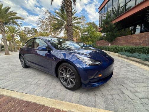 2022 Tesla Model 3 Base