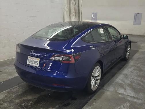2022 Tesla Model 3 Base