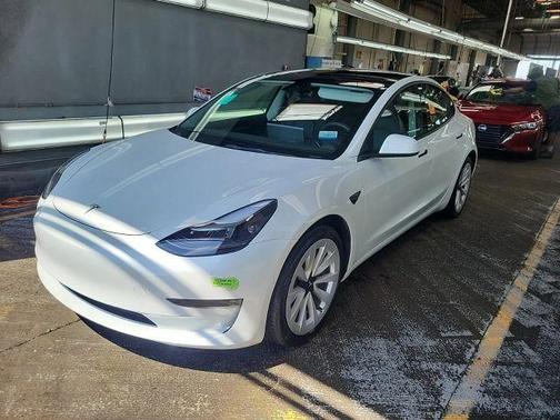 2022 Tesla Model 3 Base