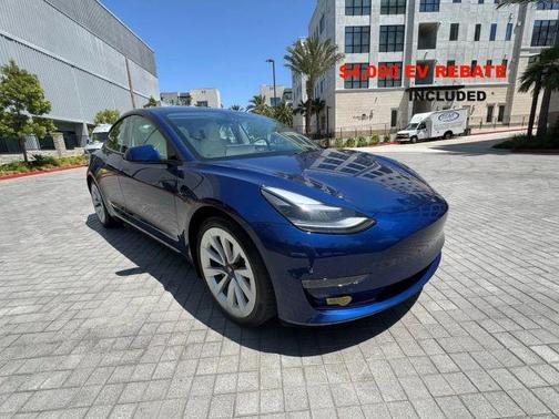 2022 Tesla Model 3 Long Range