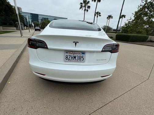 2022 Tesla Model 3 Base