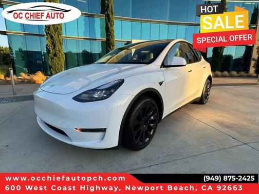 Pearl White Multi 2023 Tesla Model Y Long Range