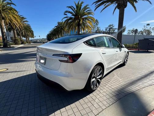 2025 Tesla Model 3 Long Range