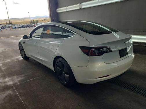 2020 Tesla Model 3 Standard Range Plus