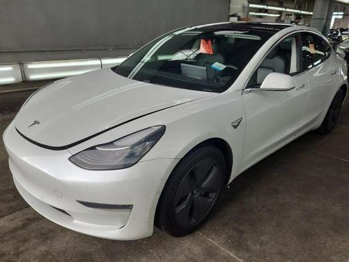 2020 Tesla Model 3 Standard Range Plus