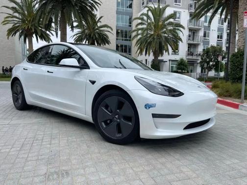2023 Tesla Model 3 Base
