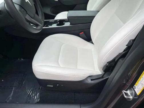 Stealth Gray 2024 Tesla Model Y Long Range