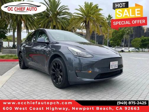 Stealth Gray 2024 Tesla Model Y Long Range