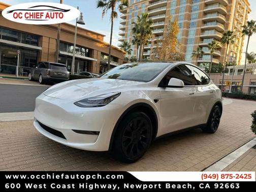 2023 Tesla Model Y Long Range