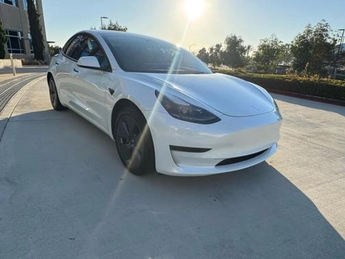 2023 Tesla Model 3 Base