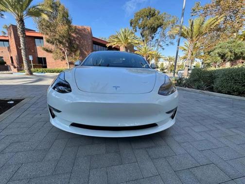 Pearl White Multi 2023 Tesla Model 3 Performance