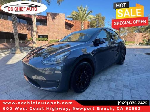 Gray 2023 Tesla Model Y Long Range