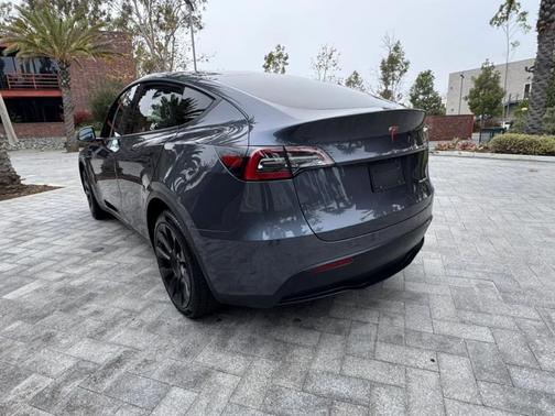 Gray 2023 Tesla Model Y Long Range