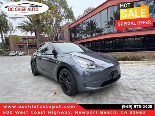 Gray 2023 Tesla Model Y Long Range