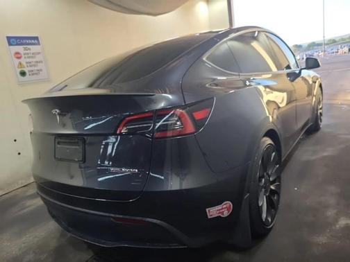 2024 Tesla Model Y Performance