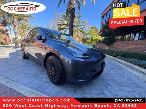 Midnight Silver Metallic 2023 Tesla Model Y Long Range