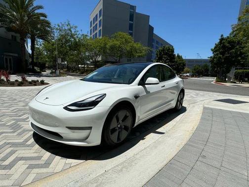 2022 Tesla Model 3 Base
