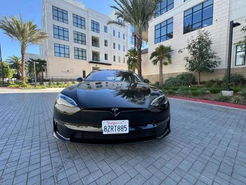 2022 Tesla Model S Base