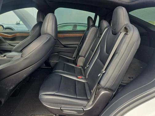 2021 Tesla Model X Long Range Plus