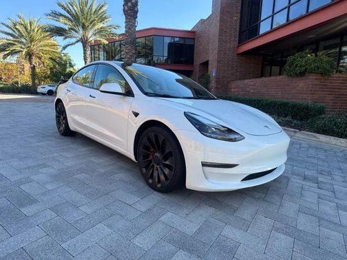 2023 Tesla Model 3 Performance