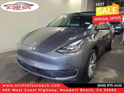 Midnight Silver Metallic 2023 Tesla Model Y Long Range
