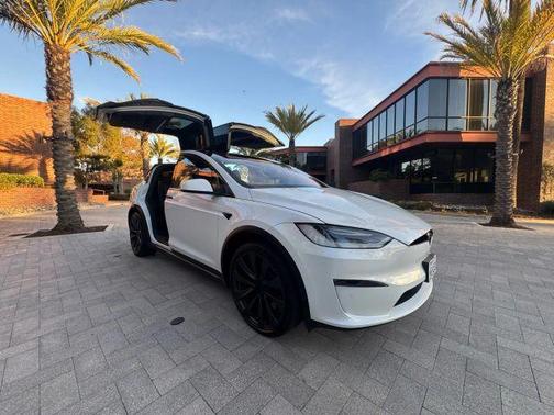 2023 Tesla Model X Standard Range