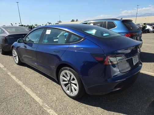 2022 Tesla Model 3 Base