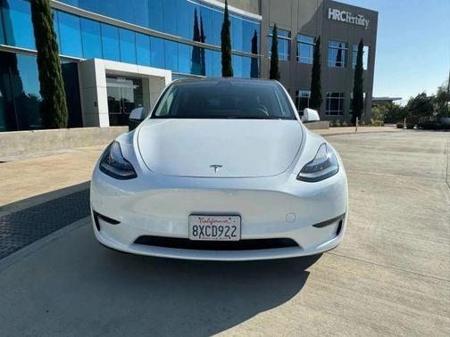 2022 Tesla Model Y Long Range