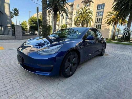 2023 Tesla Model 3 Base