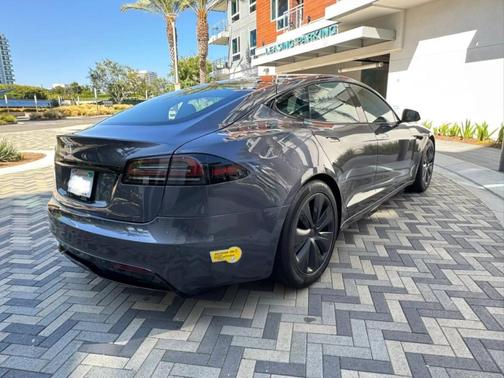 Gray 2022 Tesla Model S Base