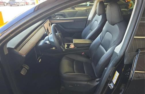 2024 Tesla Model Y Performance