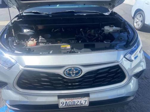 2020 Toyota Highlander Hybrid XLE