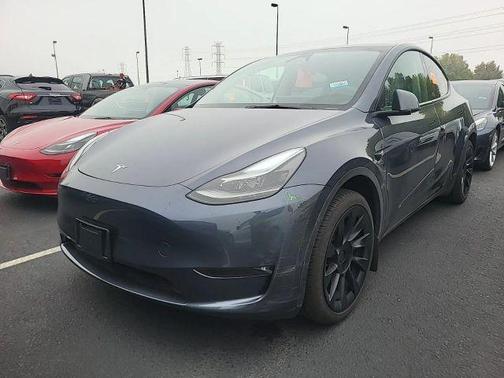 2023 Tesla Model Y Base