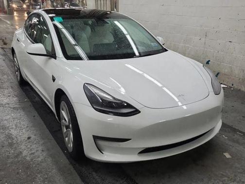 2022 Tesla Model 3 Base
