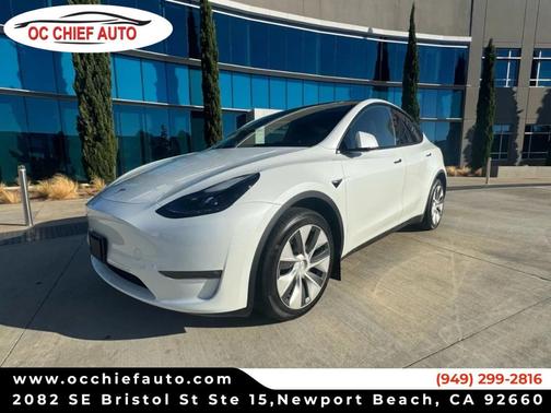 2023 Tesla Model Y Long Range