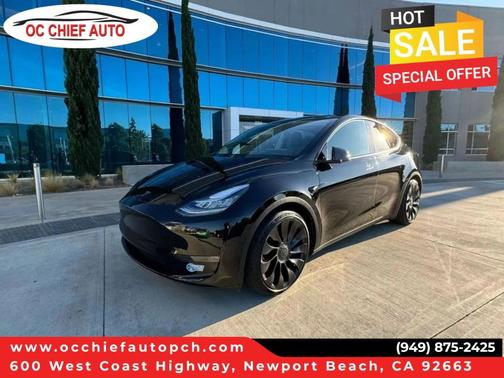 Black 2023 Tesla Model Y Performance