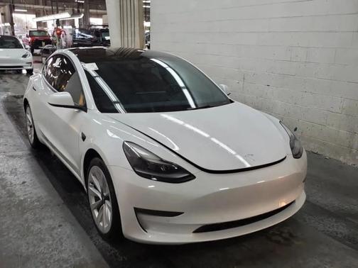 Pearl White Multi 2022 Tesla Model 3 Long Range