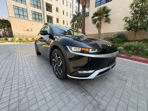 2023 Hyundai IONIQ 5 SE