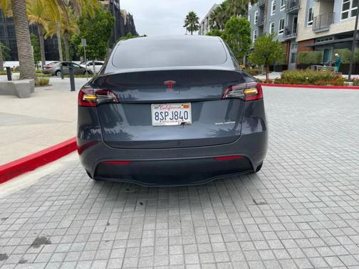 Gray 2023 Tesla Model Y Long Range