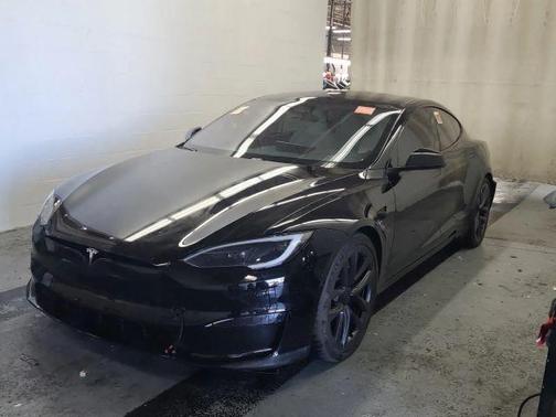 2022 Tesla Model S Base