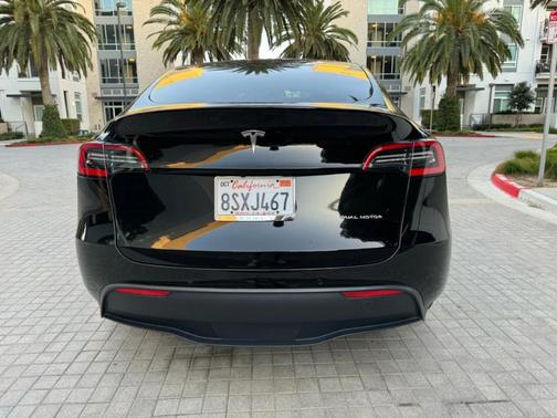 2022 Tesla Model Y Long Range