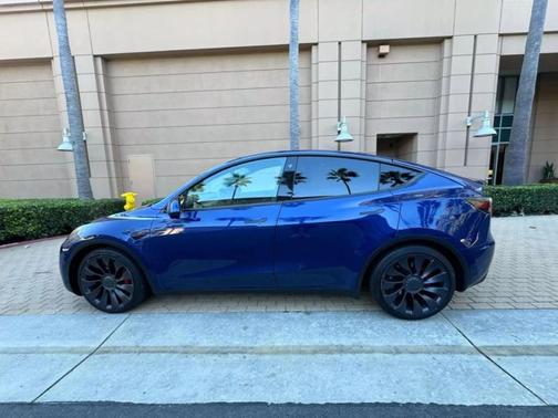 2022 Tesla Model Y Performance