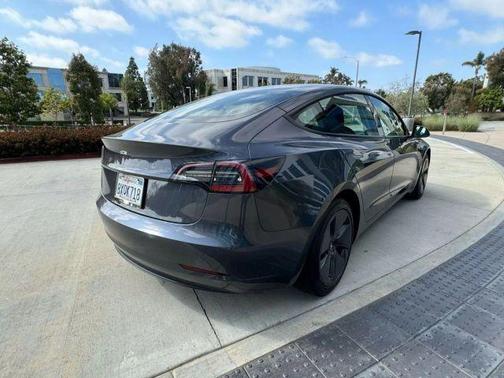 2022 Tesla Model 3 Base