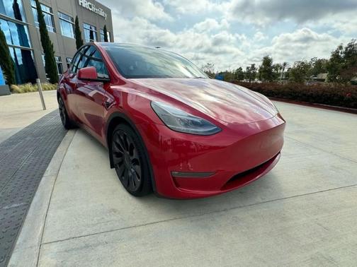 2023 Tesla Model Y Performance