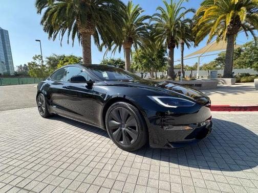 2022 Tesla Model S Base