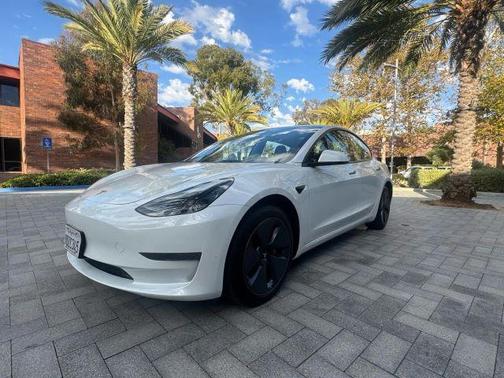2023 Tesla Model 3 Base
