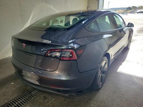 2022 Tesla Model 3 Base