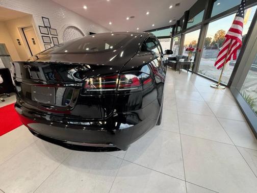 2023 Tesla Model S Standard Range