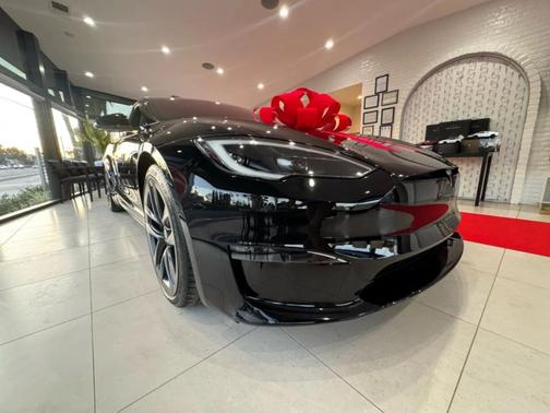 2023 Tesla Model S Standard Range