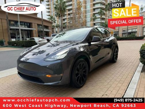 Gray 2023 Tesla Model Y Long Range
